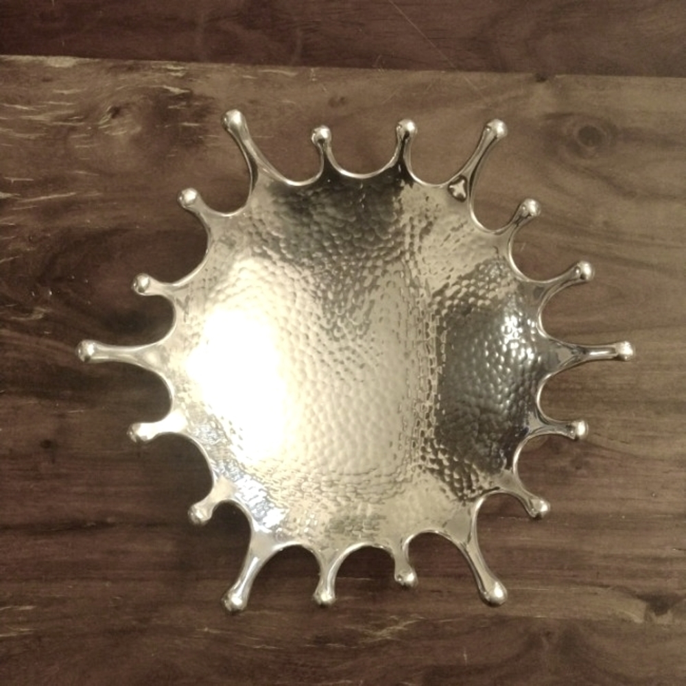 Silver tone decor dish water splash hammered sliver